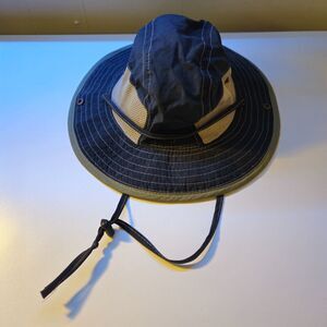 Magellan Outdoors Fishing Hat in Medium Size